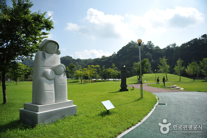 Station de vacances et parc des sculptures de Saseondae (사선대관광지&조각공원)