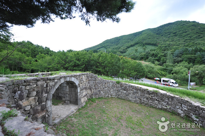 Parc national Uibongsanseong (위봉산성군립공원)