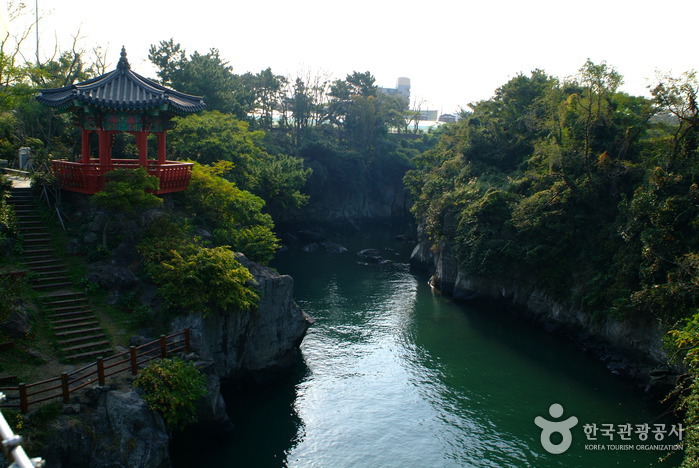 Étang Yongyeon (용연)