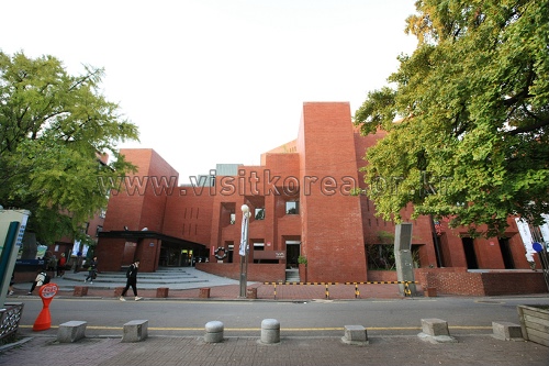 Théâtre des arts Arko (아르코예술극장)