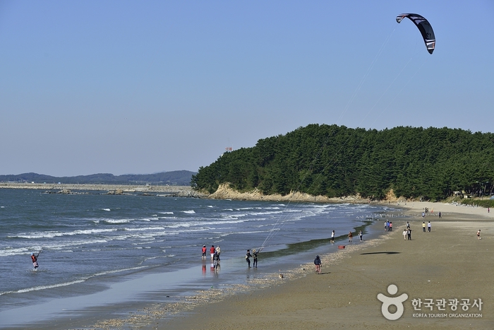 Plage de Chunjangdae (춘장대해수욕장)