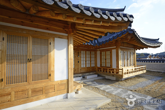 Gangneung  Ojuk Hanok Village (강릉오죽한마을)