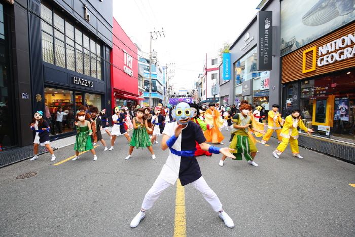 Festival international de la danse des masques de Andong (안동국제탈춤페스티벌)