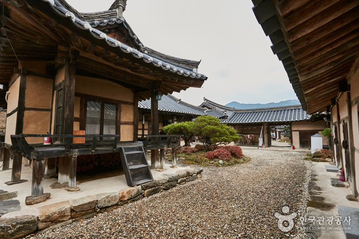 Wonhak Goga (Wonhak Old House)/ 원학고가