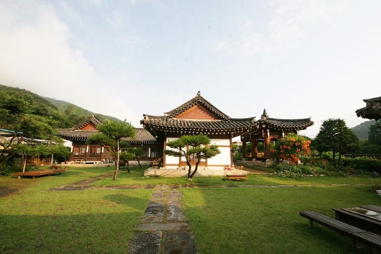 Danchonsewongotak / 단촌서원고택