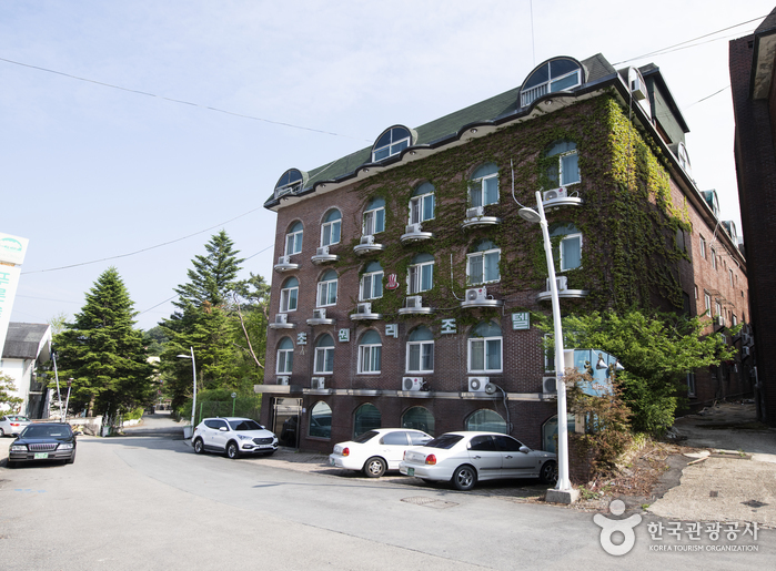 Cho Won Resor tel / 초원 리조텔