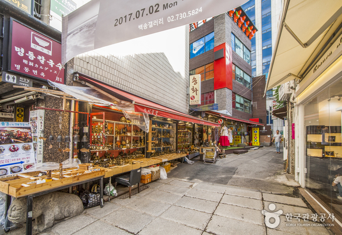 Quartier des antiquaires Insadong (인사동 고미술거리)