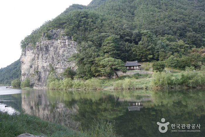 Gosangjeong (고산정)