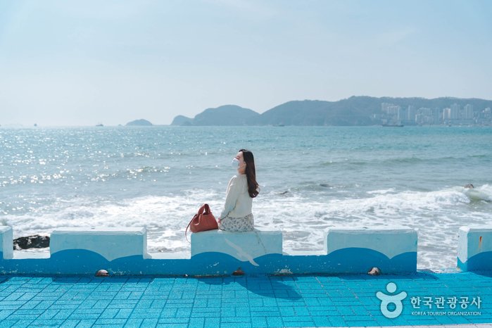 Chemin de promenade de la côte Jeolyeong (절영해안산책로)