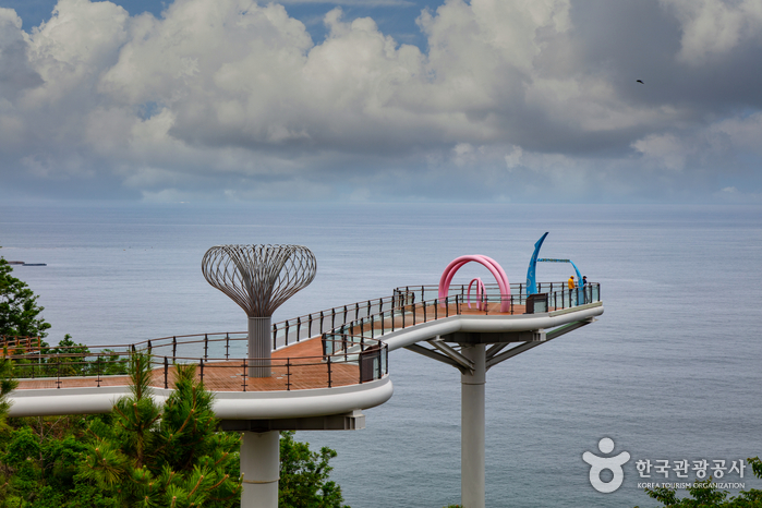 Dozzaebigol Sky Valley (도째비골스카이밸리)