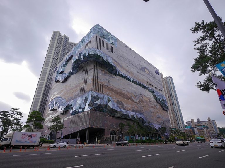 Galleria Gwanggyo – Passage (갤러리아 광교 파사쥬)