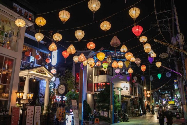 Rue du shopping d&rsquo;Itaewon (이태원 쇼핑거리)