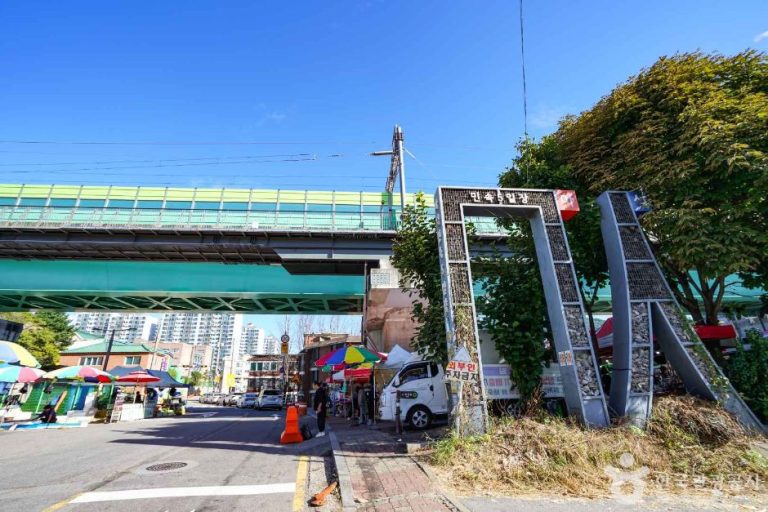 Marché traditionnel de Maseok (les jours 3 et 8) (마석 5일장(3, 8일))