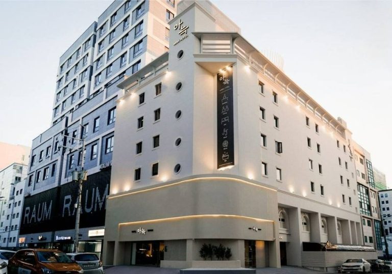 The Hyusik Aneuk Hotel – Ingye à Suwon (더휴식 아늑호텔 수원 인계점)