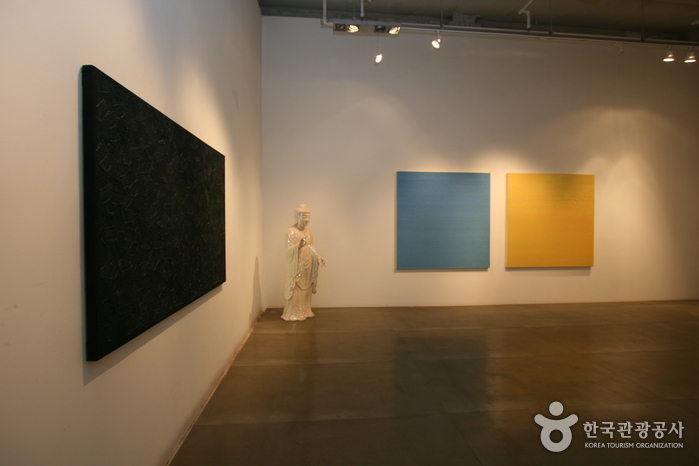 Galerie Simon (갤러리 시몬)